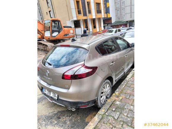 Sahibinden Renault Megane 1.5 dCi Dynamique 2015 Model 