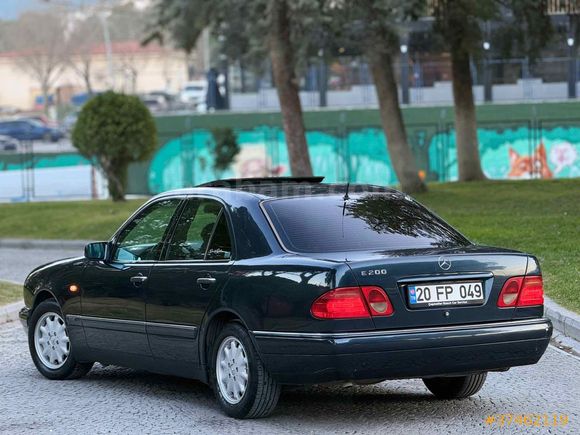 Sahibinden Mercedes - Benz E 200 Elegance 1996 Model 