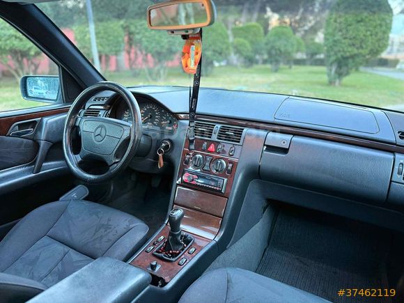 Sahibinden Mercedes - Benz E 200 Elegance 1996 Model 