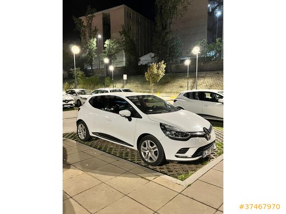 Sahibinden Renault Clio 0.9 TCe Sport Tourer Touch 2020 Model İstanbul 78.000 km Bej