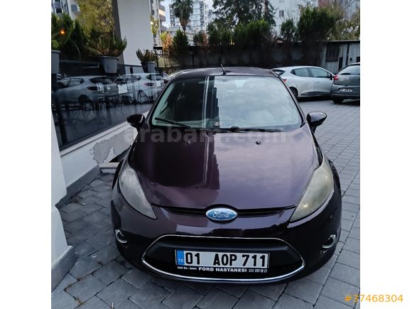Sahibinden Ford Fiesta 1.4 TDCi Trend 2010 Model  278.000 km Bordo