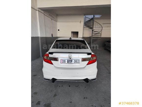 Sahibinden Honda Civic 1.6 i-VTEC ECO Elegance 2015 Model