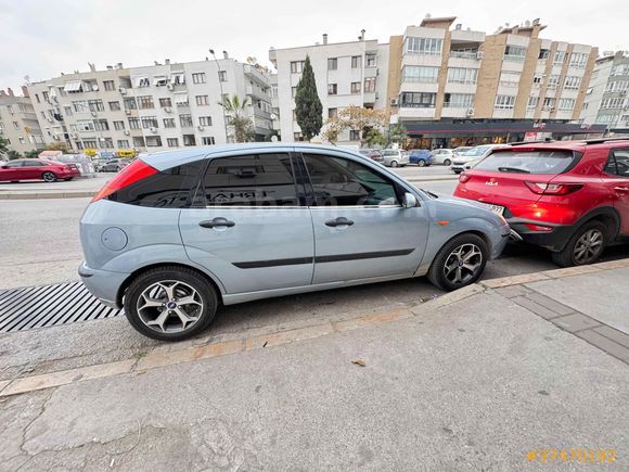 Galeriden Ford Focus 1.6 Collection 2004 Model İzmir
