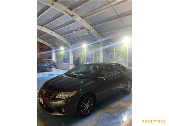 Sahibinden Toyota Corolla 1.33 Comfort 2011 Model  203.000 km Füme