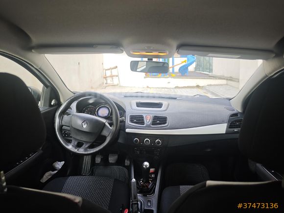 Sahibinden Renault Megane 1.6 Joy 2014 Model