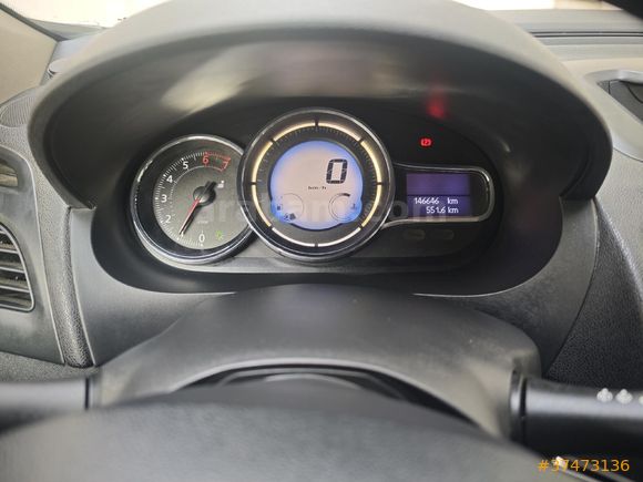 Sahibinden Renault Megane 1.6 Joy 2014 Model
