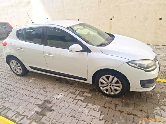 Sahibinden Renault Megane 1.6 Joy 2014 Model