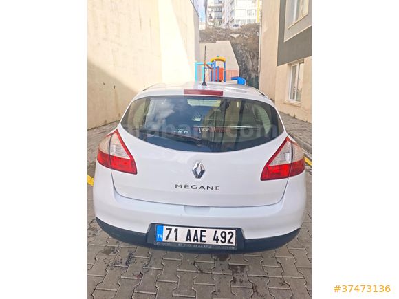 Sahibinden Renault Megane 1.6 Joy 2014 Model