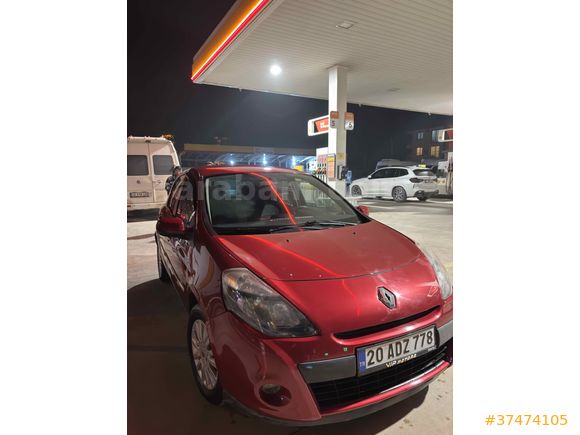  Renault Clio 2011 Model  165.000 km 