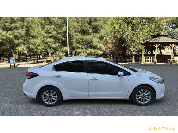 Sahibinden Kia Cerato 1.6 CRDi Concept Plus 2016 Model 