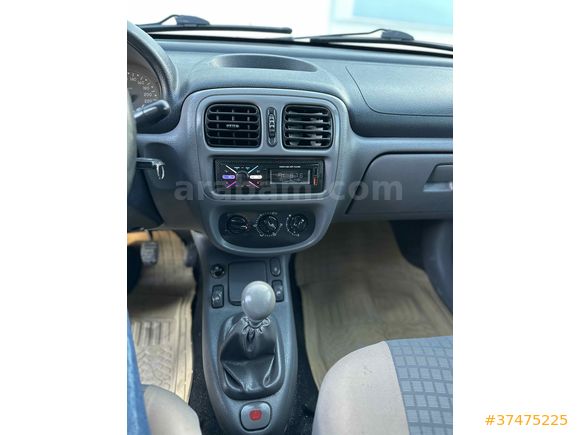Sahibinden Renault Clio 1.4 RNA 2000 Model 