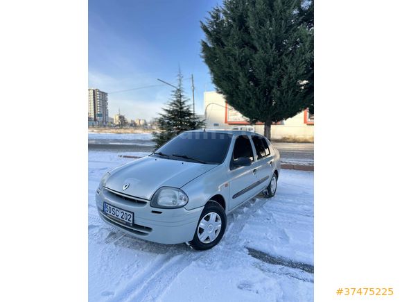 Sahibinden Renault Clio 1.4 RNA 2000 Model 