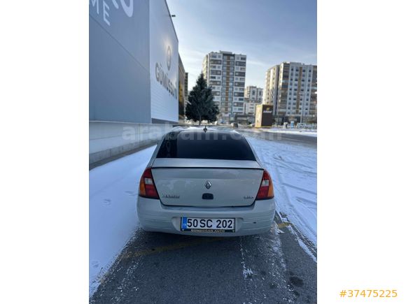Sahibinden Renault Clio 1.4 RNA 2000 Model 