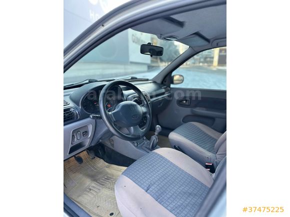 Sahibinden Renault Clio 1.4 RNA 2000 Model 