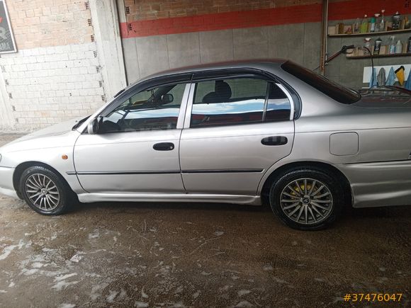 Sahibinden Toyota Corolla 1.6 XEi 1995 Model
