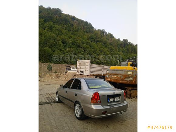Sahibinden Hyundai Accent 1.5 CRDi Admire 2004 Model