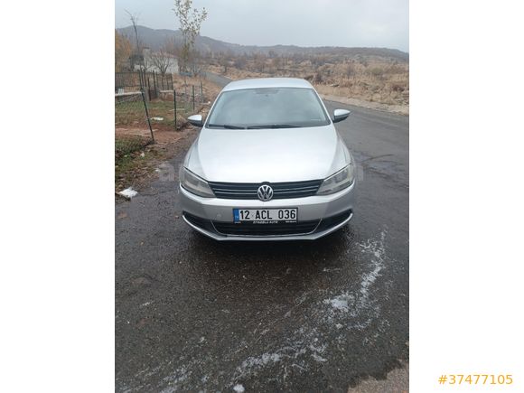 Sahibinden Volkswagen Jetta 1.2 TSi Trendline 2013 Model
