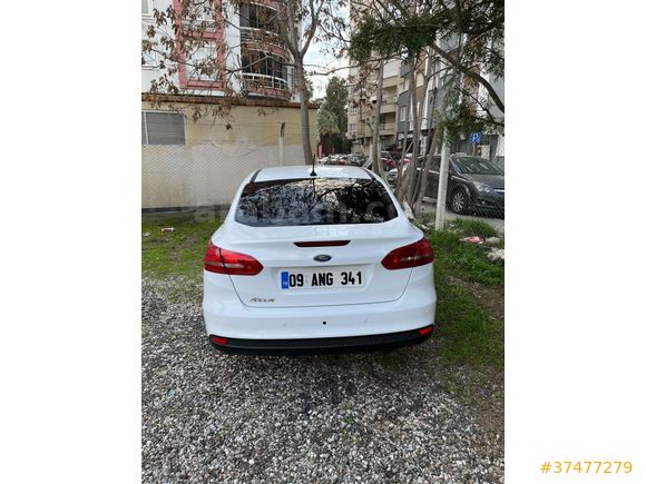 Sahibinden Ford Focus 1.6 Ti-VCT Trend X 2017 Model 