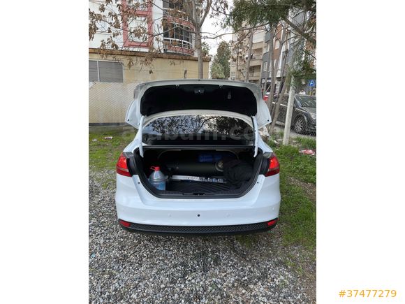 Sahibinden Ford Focus 1.6 Ti-VCT Trend X 2017 Model 