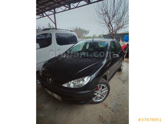 Sahibinden Peugeot 206 1.4 HDi Trendy 2009 Model  230 km Siyah