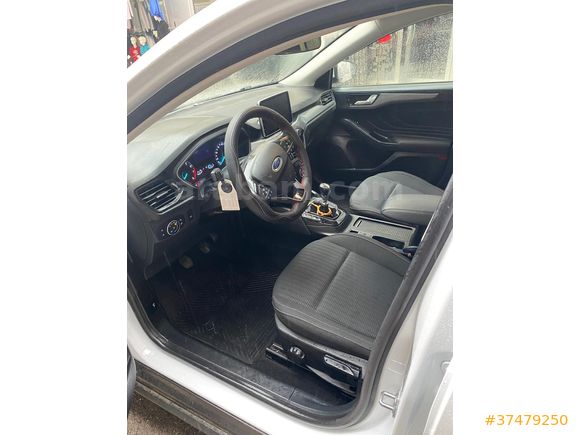 Sahibinden Ford Focus 1.5 Ti-VCT Trend X 2021 Model