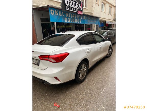 Sahibinden Ford Focus 1.5 Ti-VCT Trend X 2021 Model