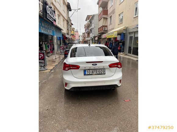Sahibinden Ford Focus 1.5 Ti-VCT Trend X 2021 Model
