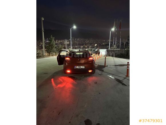 İLK GELEN ALIR TERTEMİZ MEGANE COPUPE
