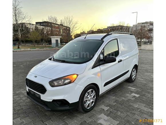 Sahibinden Ford Tourneo Courier 1.5 TDCi Trend 2022 Model 