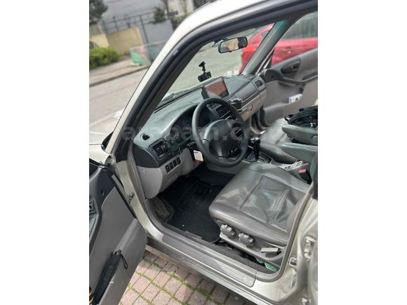 Sahibinden Subaru Forester 2.0 S-Turbo 1999 Model 
