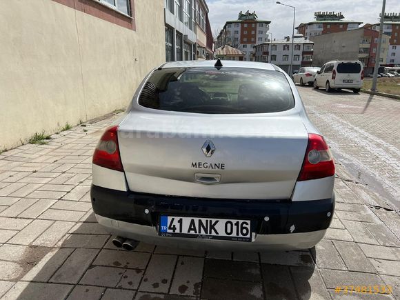 Sahibinden Renault Megane 1.4 Authentique 2006 Model  218.000 km Gri