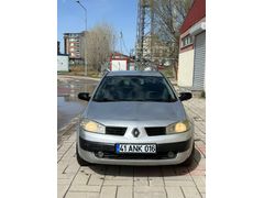 Sahibinden Renault Megane 1.4 Authentique 2006 Model  218.000 km Gri