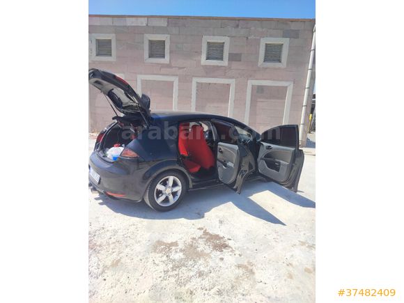 Sahibinden Seat Leon 1.6 Stylance 2009 Model  250.000 km Siyah