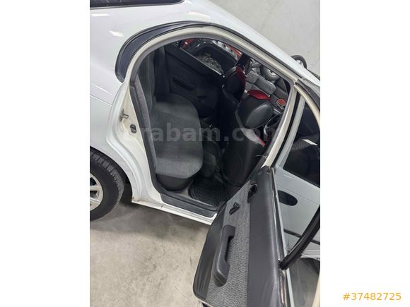 Galeriden Toyota Corolla 1.6 XEi 1997 Model Konya