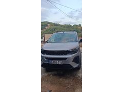 Sahibinden Peugeot Rifter 1.5 BlueHDI Allure 2025 Model