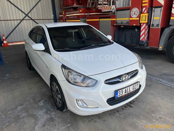 Acil Sahibinden Hyundai Accent Blue 1.6 CRDI Biz 2014 Model 