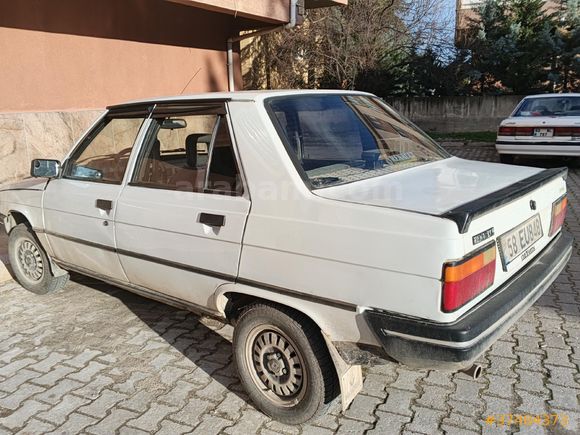 Sahibinden Renault R 9 1.4 Spring 1991 Model