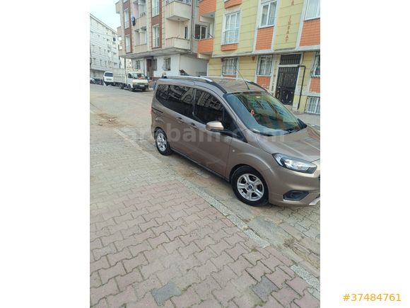 Sahibinden Ford Tourneo Courier 1.5 TDCi Delux 2022 Model