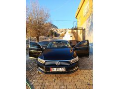 Sahibinden Volkswagen Passat 1.6 TDi BlueMotion Comfortline 2016 Model  207.000 km Siyah