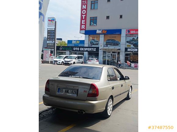 Sahibinden Hyundai Accent 1.5 1.5i GLS 2000 Model 