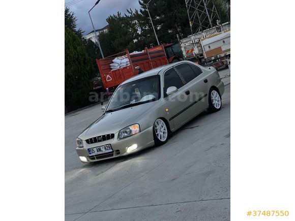 Sahibinden Hyundai Accent 1.5 1.5i GLS 2000 Model 