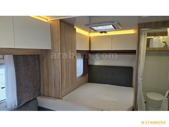 Çekme Karavan  Thule Tente / Truma Combi / Truma Mover