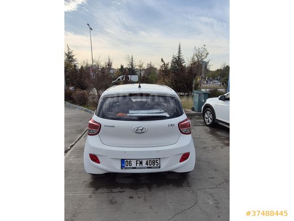 Sahibinden Hyundai i10 1.0 D-CVVT Style 2014 Model  233.000 km Beyaz
