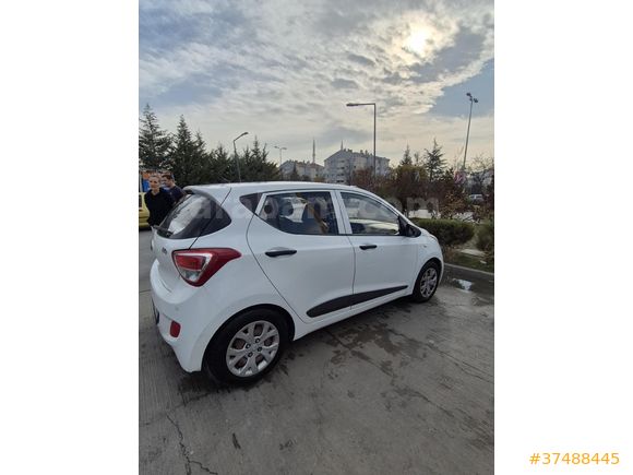 Sahibinden Hyundai i10 1.0 D-CVVT Style 2014 Model  233.000 km Beyaz