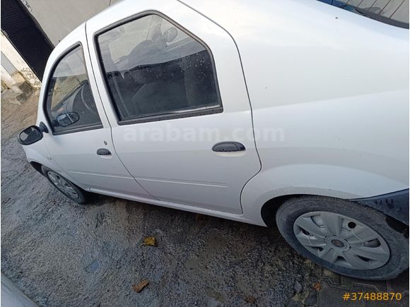 Sahibinden Dacia Logan 1.4 2006 Model  164.000 km Beyaz