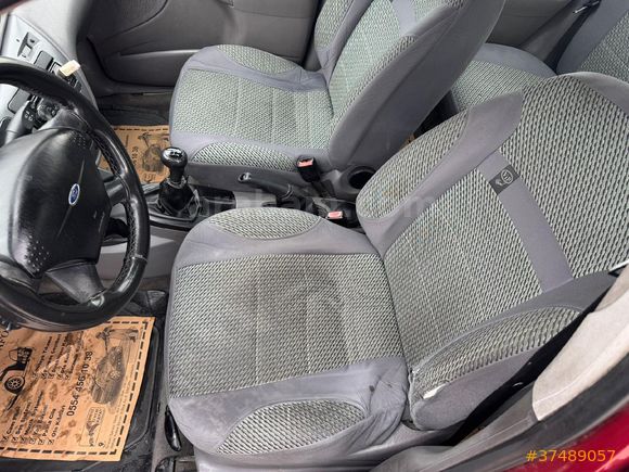 Sahibinden Ford Focus 1.6 Comfort 2003 Model