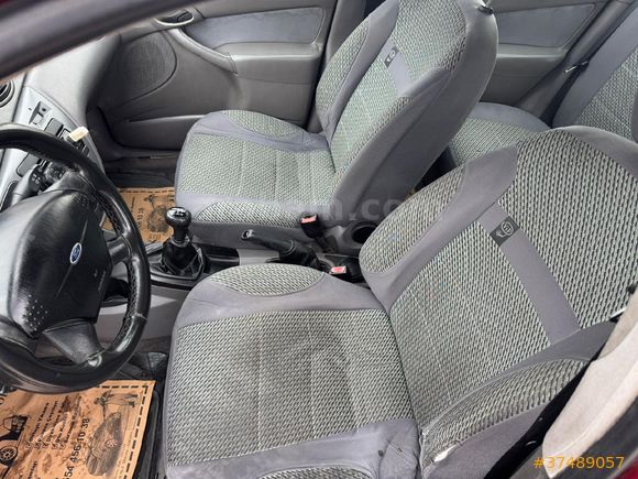 Sahibinden Ford Focus 1.6 Comfort 2003 Model