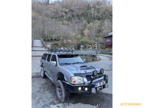 Sahibinden Nissan Skystar 4x4 2004 Model 