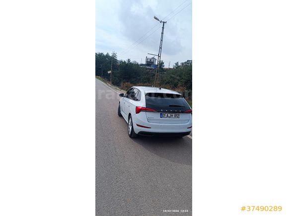 KASKOLU OTOMATİK GENİŞ AİLE ARACİ Skoda Scala 1.6 TDI Premium 2020 Model Adana 102000 km Beyaz