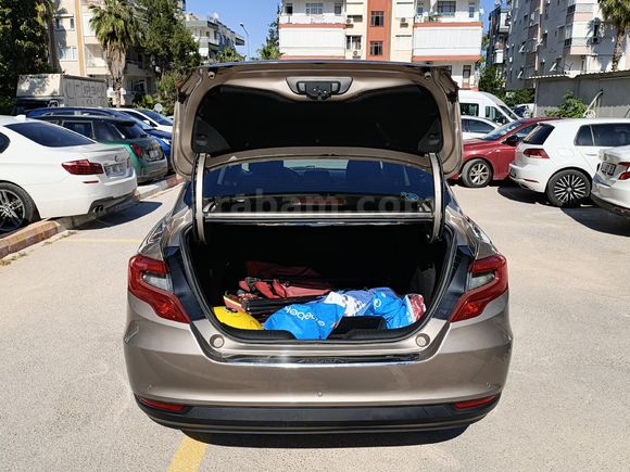 Sahibinden Fiat Egea 1.6 Multijet Lounge Plus 2019 Model